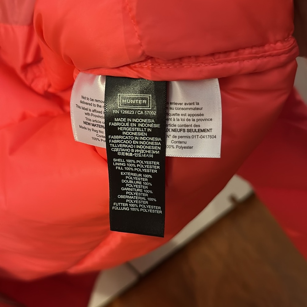 Hunter Red Puffer Jacket - image 8